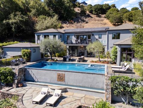56 Miwok Drive San Anselmo CA 94960