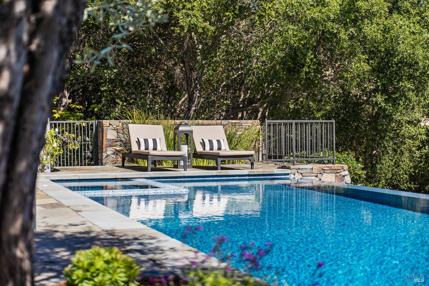 56 Miwok Drive San Anselmo CA 94960