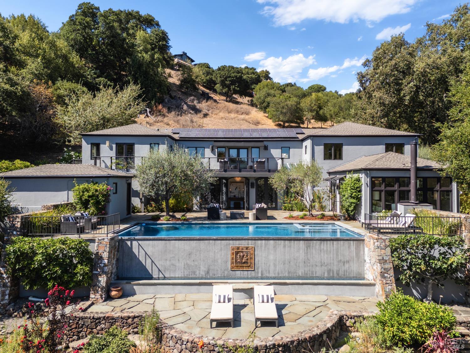 56 Miwok Drive San Anselmo CA 94960