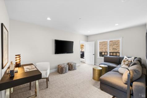 56 Miwok Drive San Anselmo CA 94960