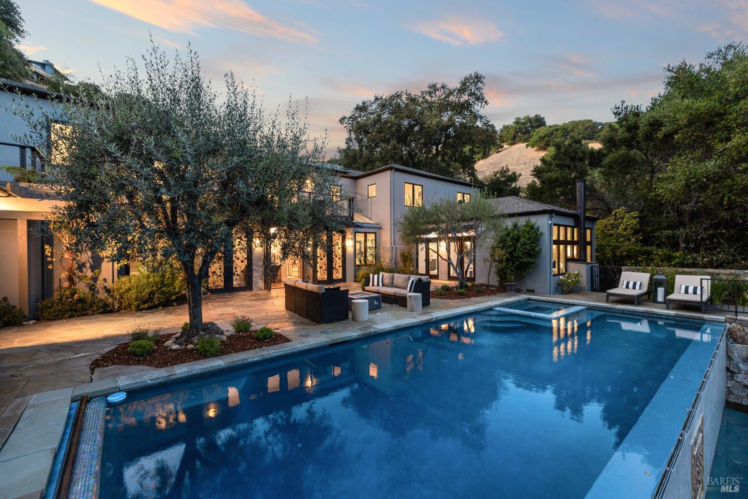 56 Miwok Drive San Anselmo CA 94960