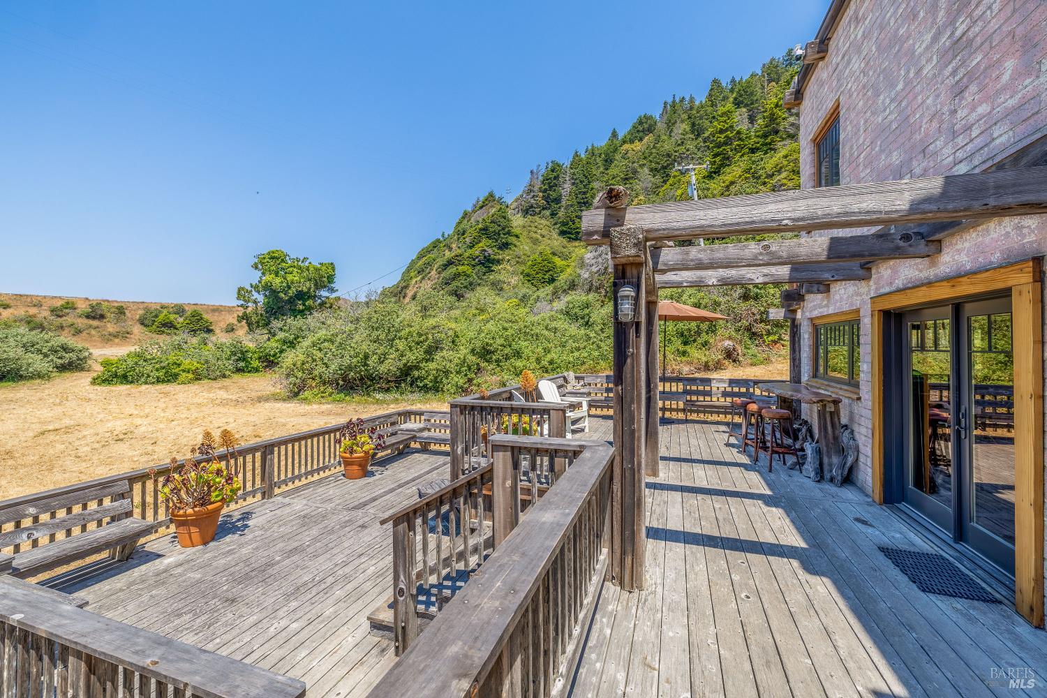 42501 N Highway 1 Westport CA 95488