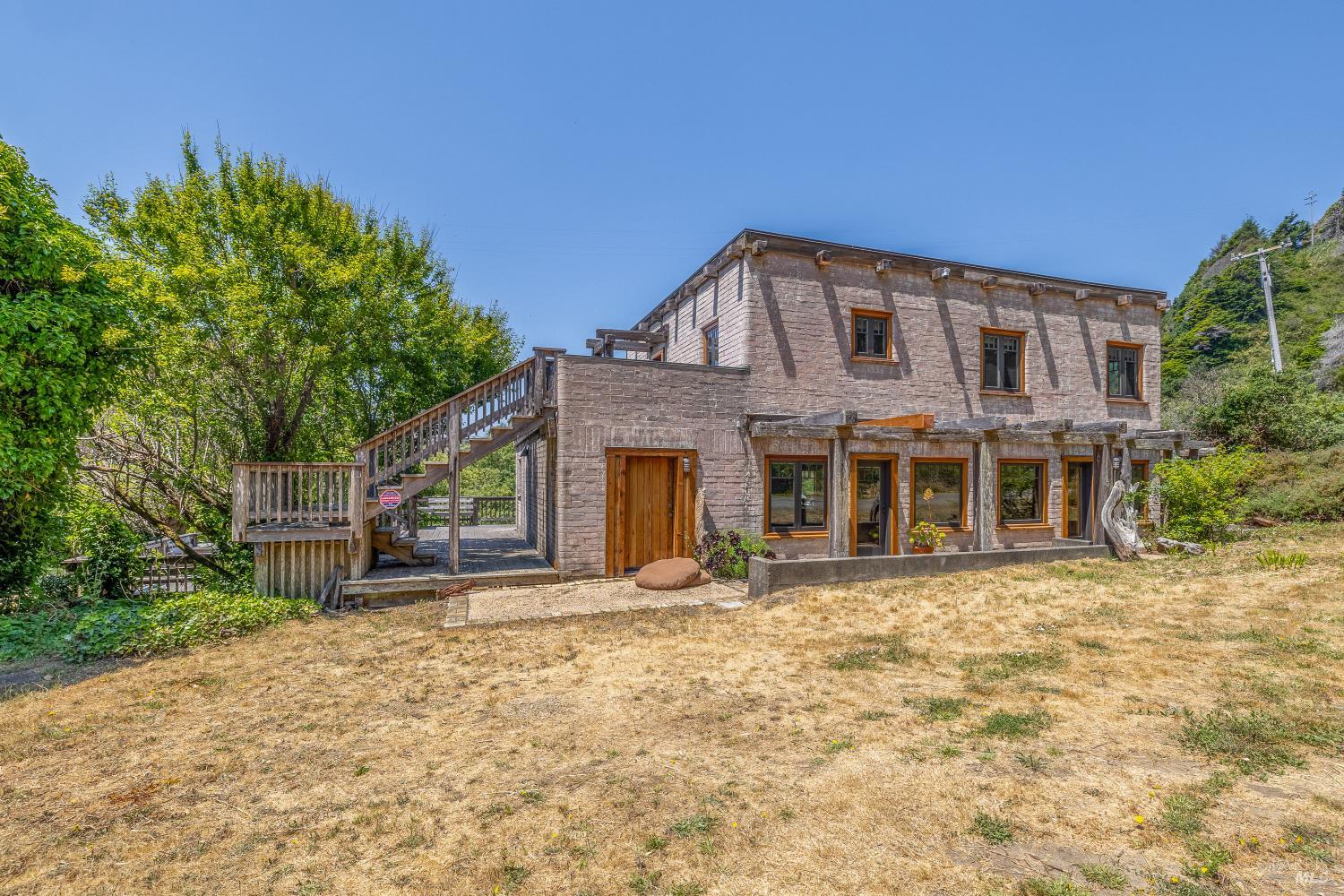 42501 N Highway 1 Westport CA 95488