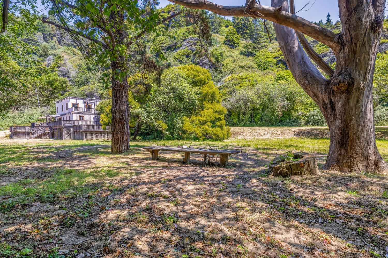 42501 N Highway 1 Westport CA 95488