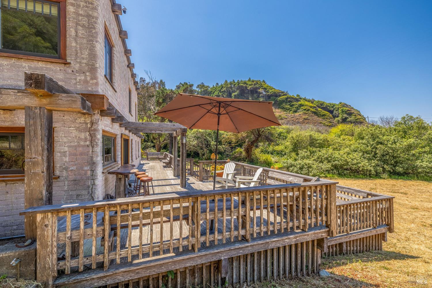 42501 N Highway 1 Westport CA 95488