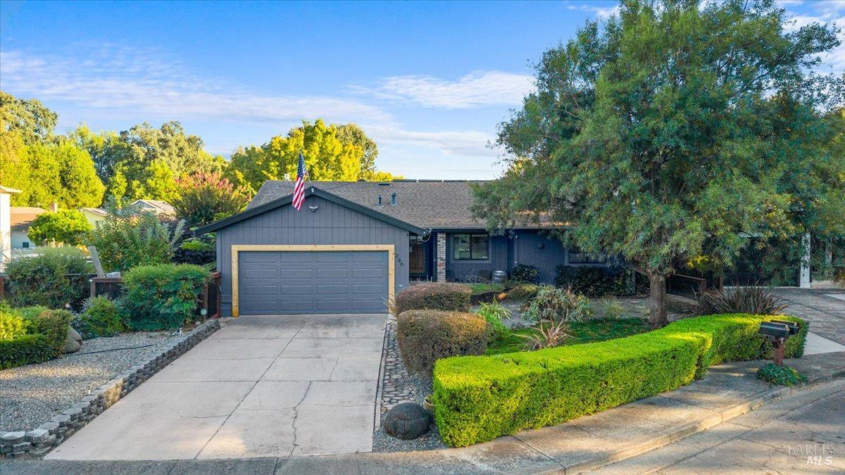 296 W Thomson Avenue Sonoma CA 95476