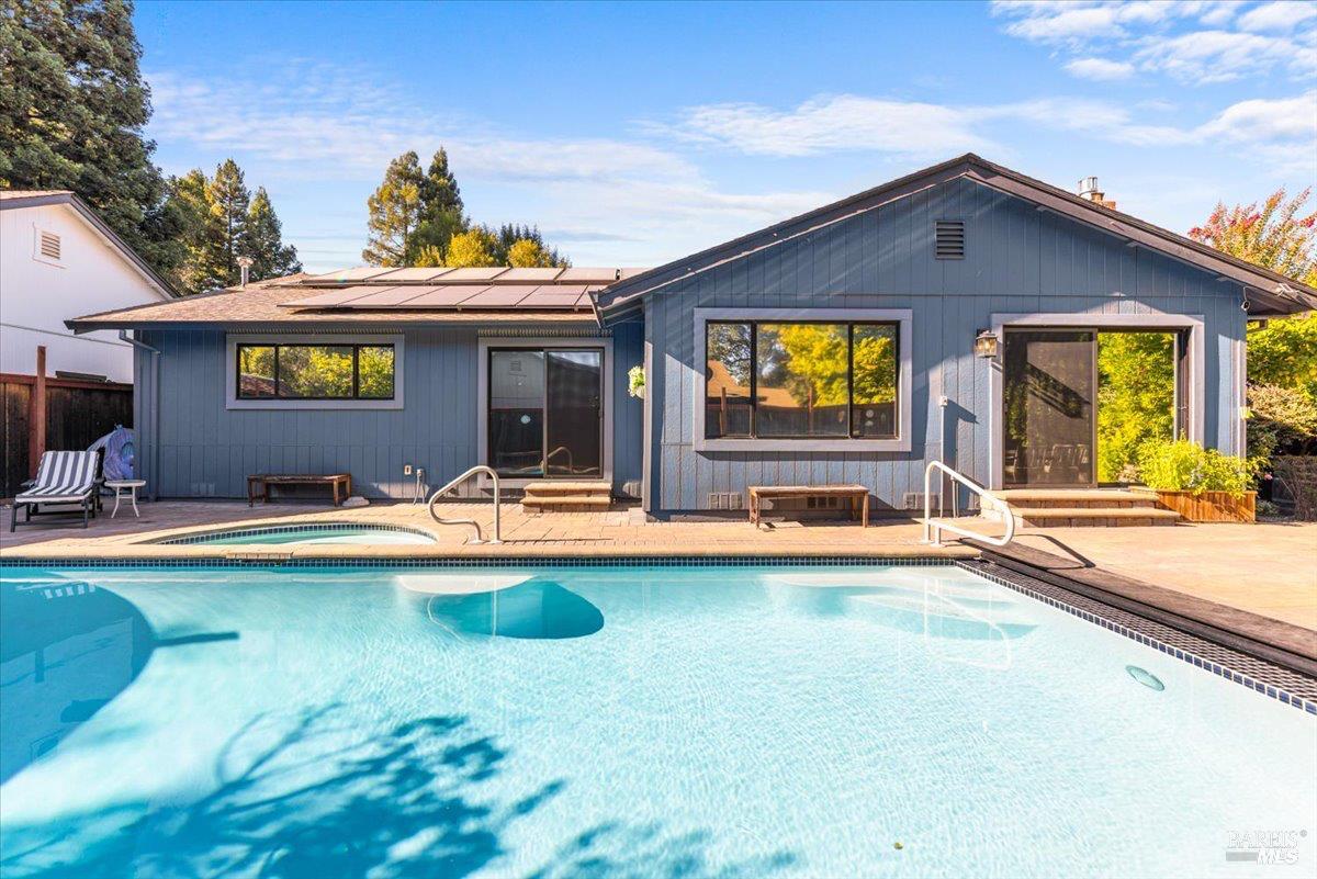 296 W Thomson Avenue Sonoma CA 95476
