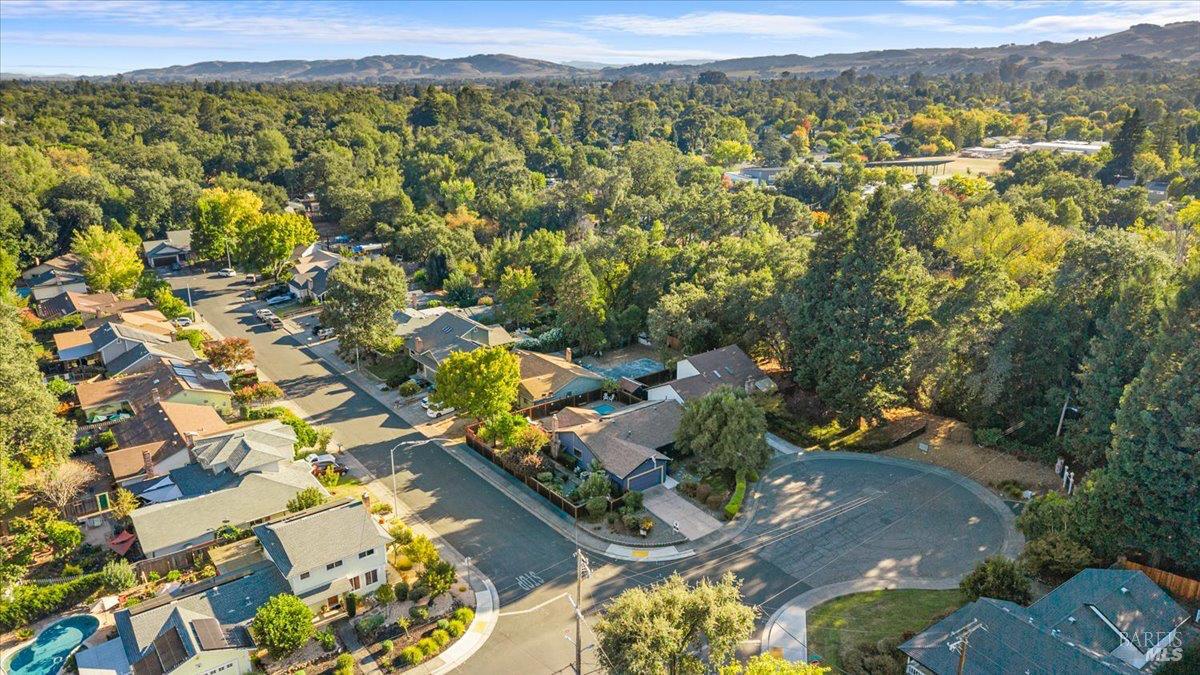 296 W Thomson Avenue Sonoma CA 95476