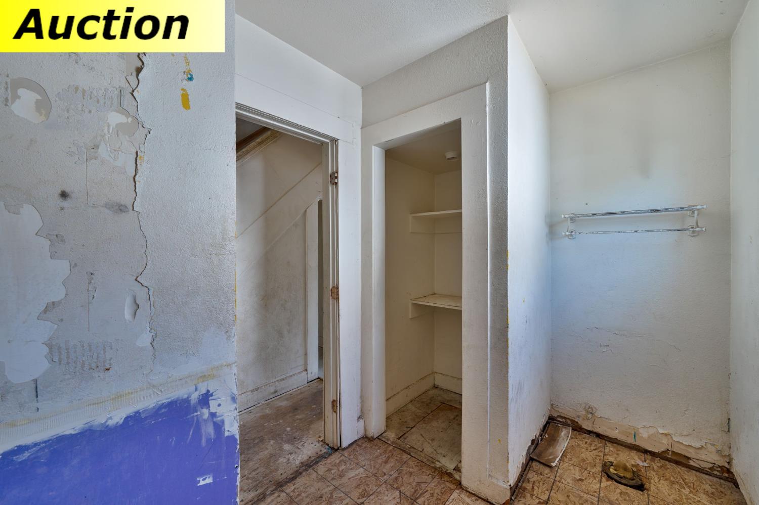 2504 Hawthorne Street Sacramento CA 95815