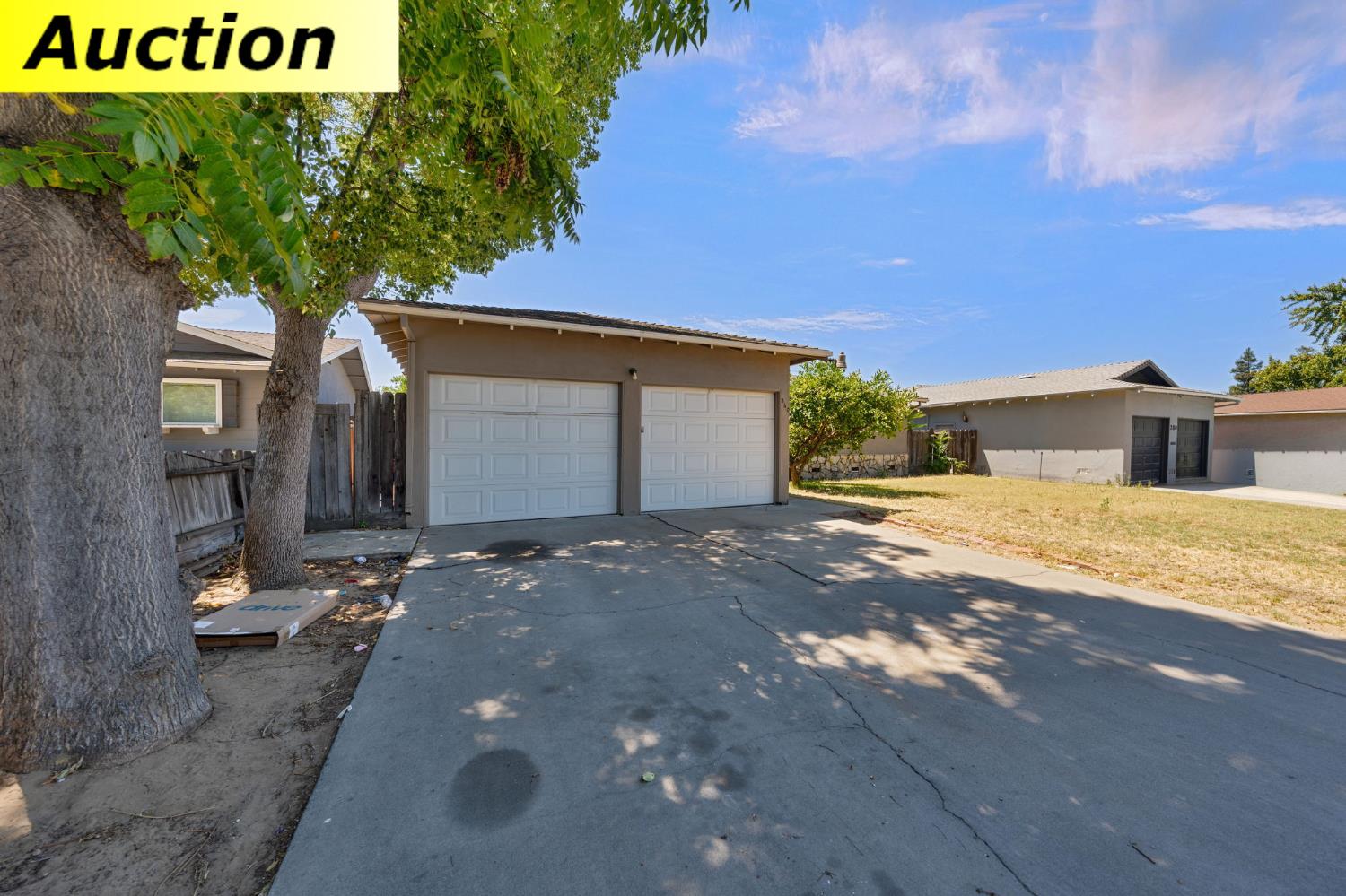 2504 Hawthorne Street Sacramento CA 95815