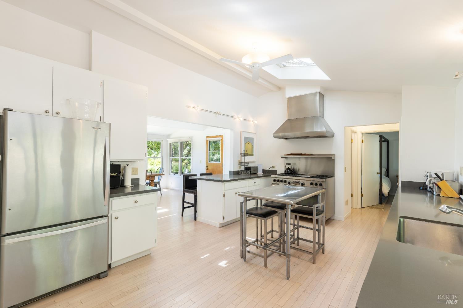 5968 W Dry Creek Road Healdsburg CA 95448