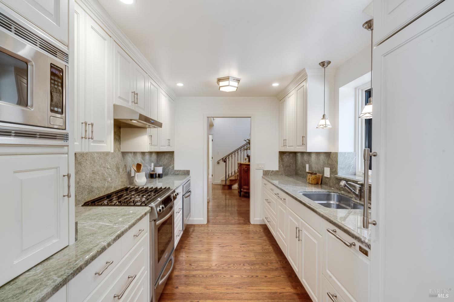 1285 Hudson Avenue St. Helena CA 94574