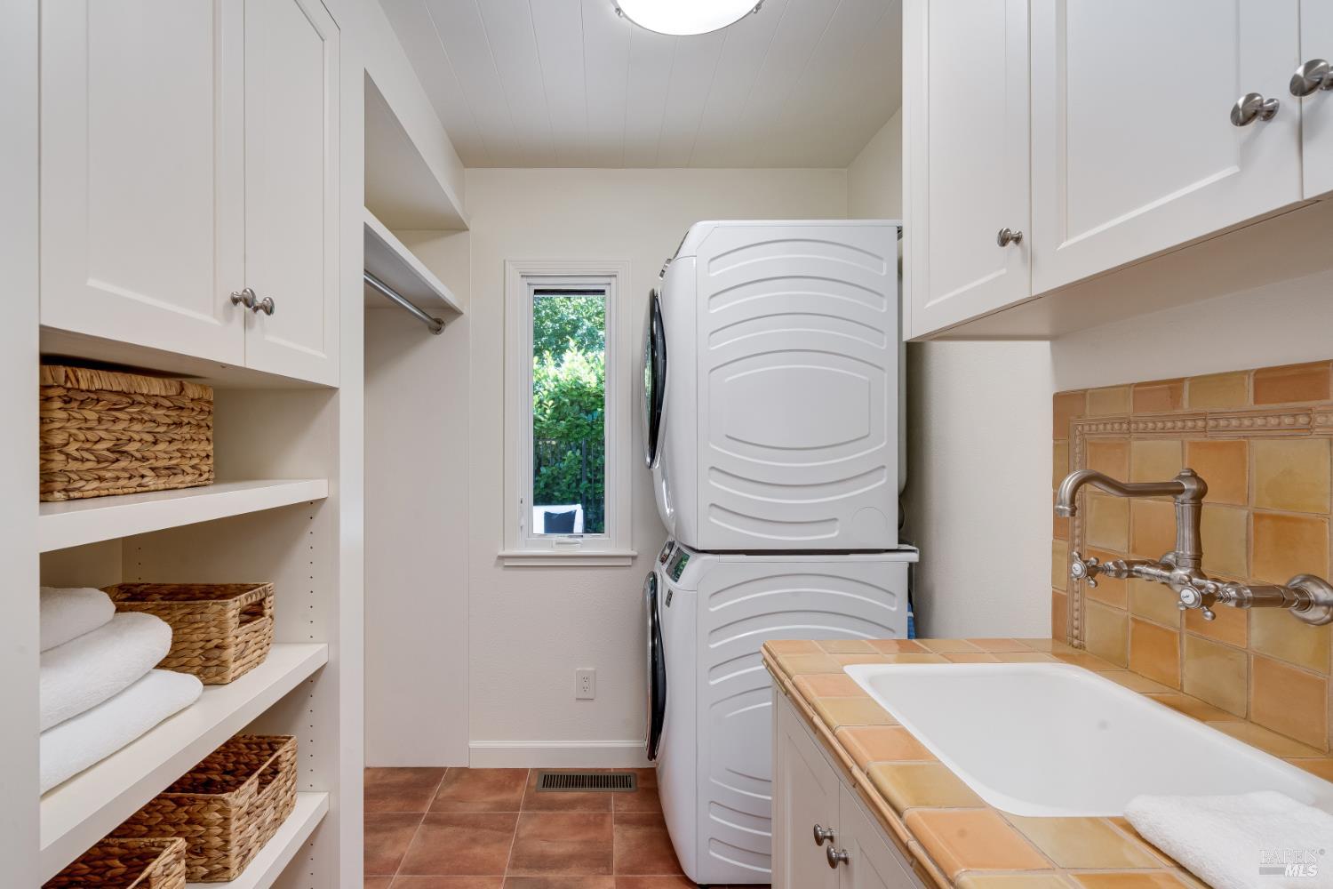 1285 Hudson Avenue St. Helena CA 94574
