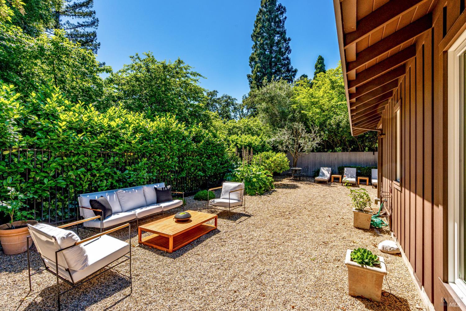 1285 Hudson Avenue St. Helena CA 94574