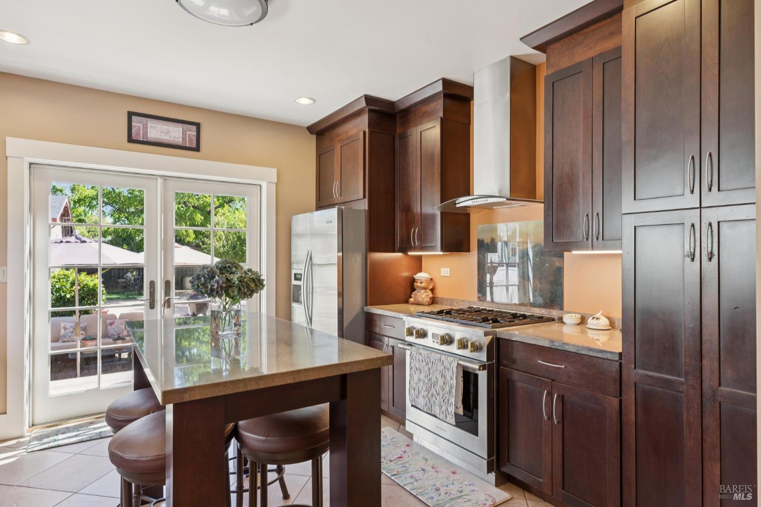 1734 Vineyard Avenue St. Helena CA 94574