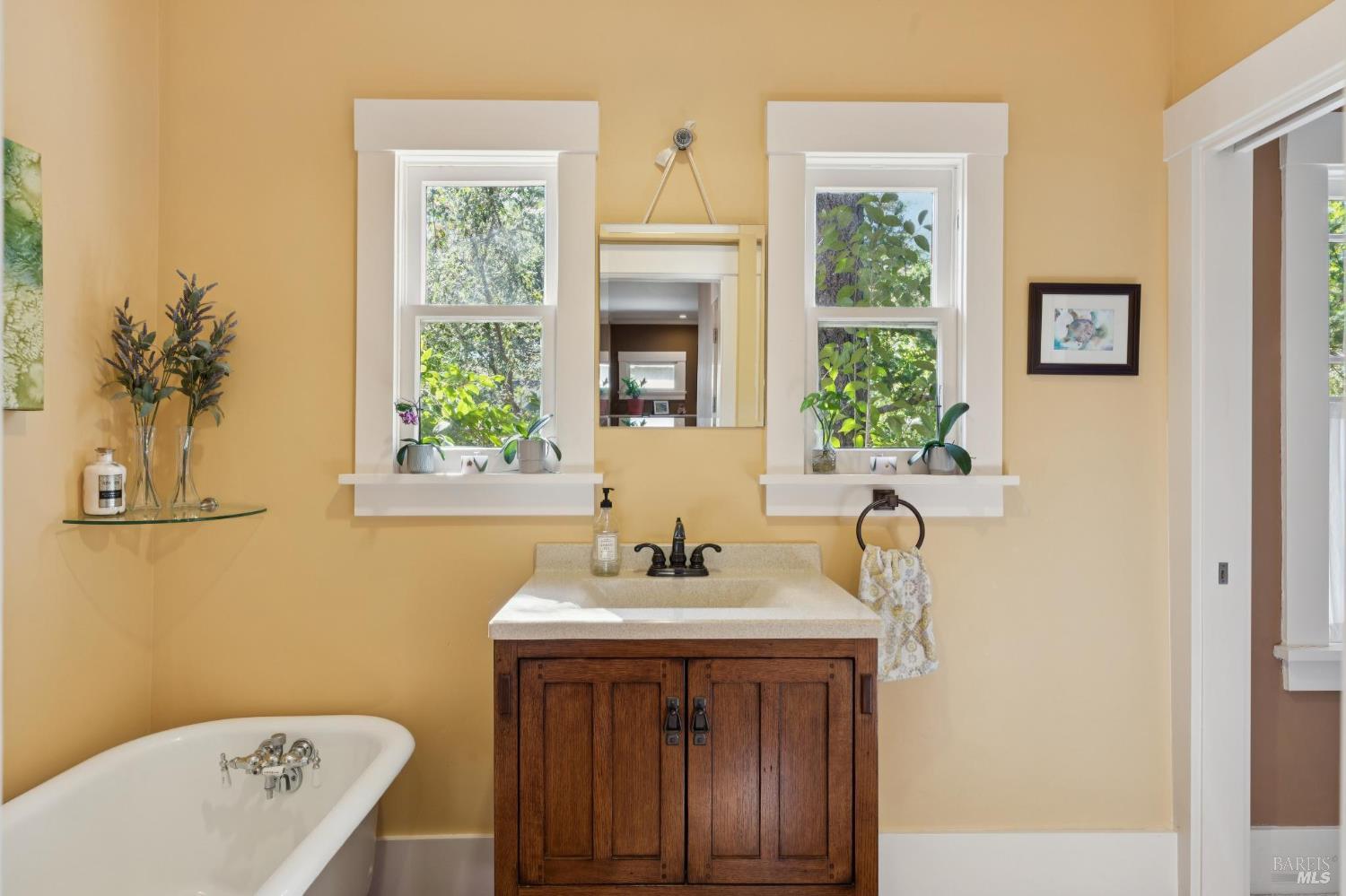 1734 Vineyard Avenue St. Helena CA 94574