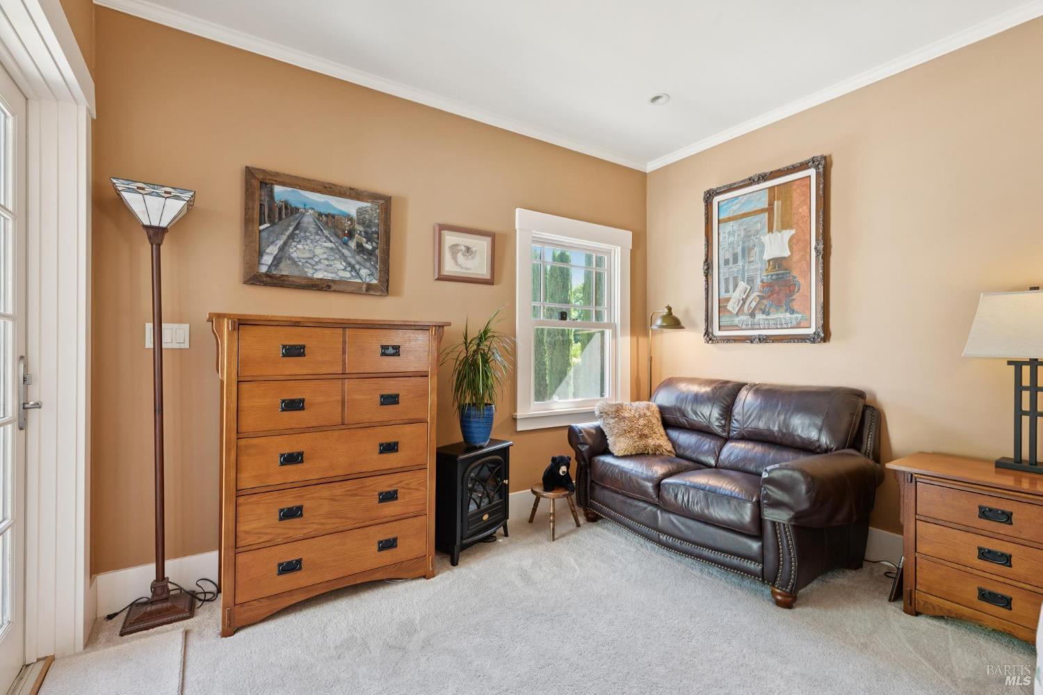 1734 Vineyard Avenue St. Helena CA 94574