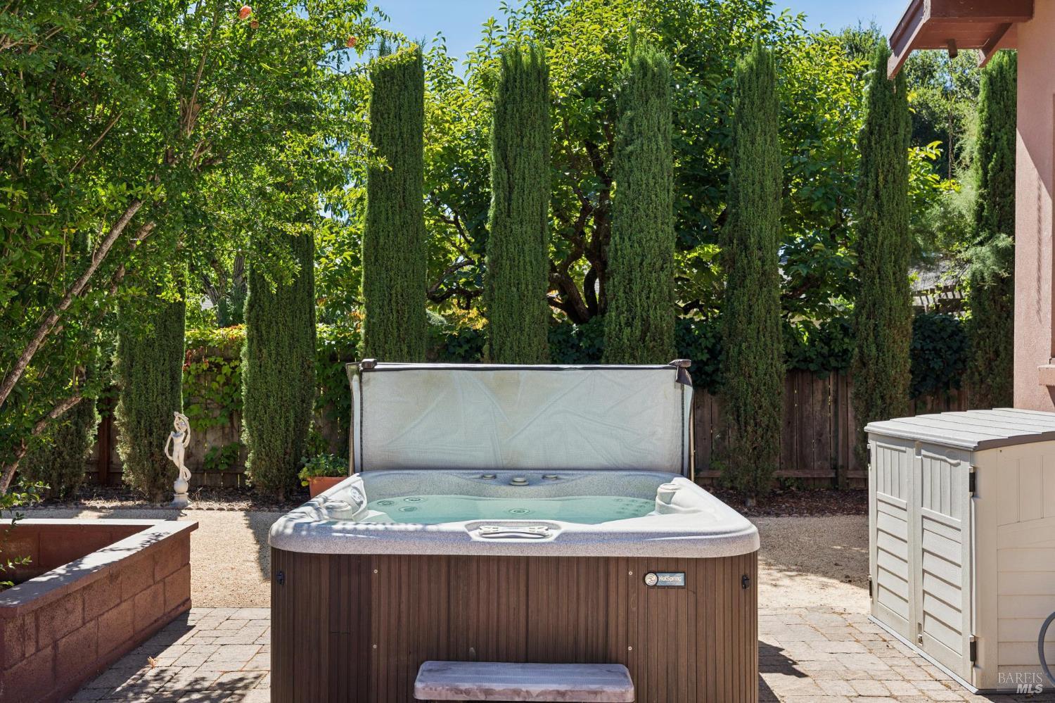 1734 Vineyard Avenue St. Helena CA 94574