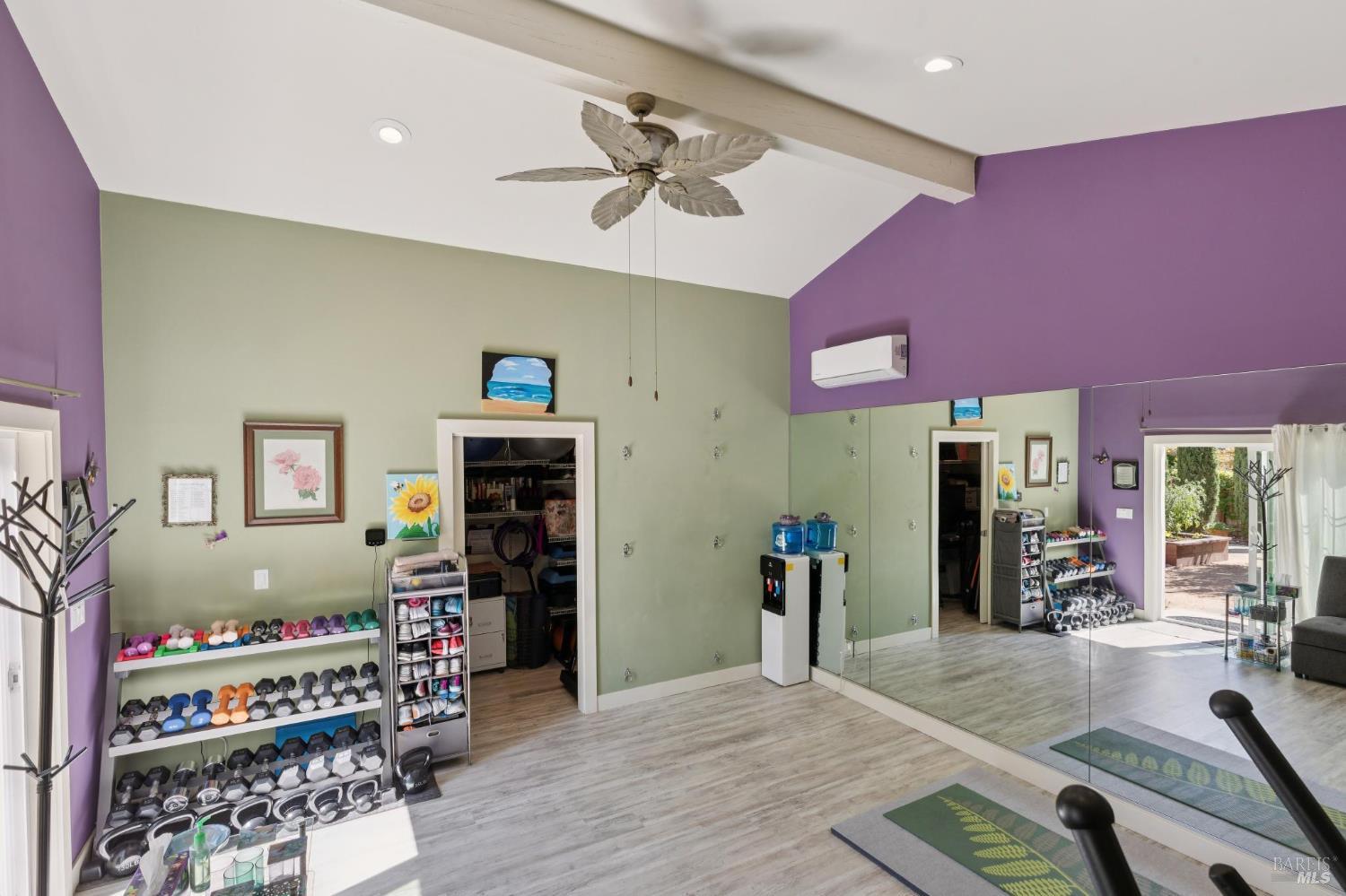 1734 Vineyard Avenue St. Helena CA 94574