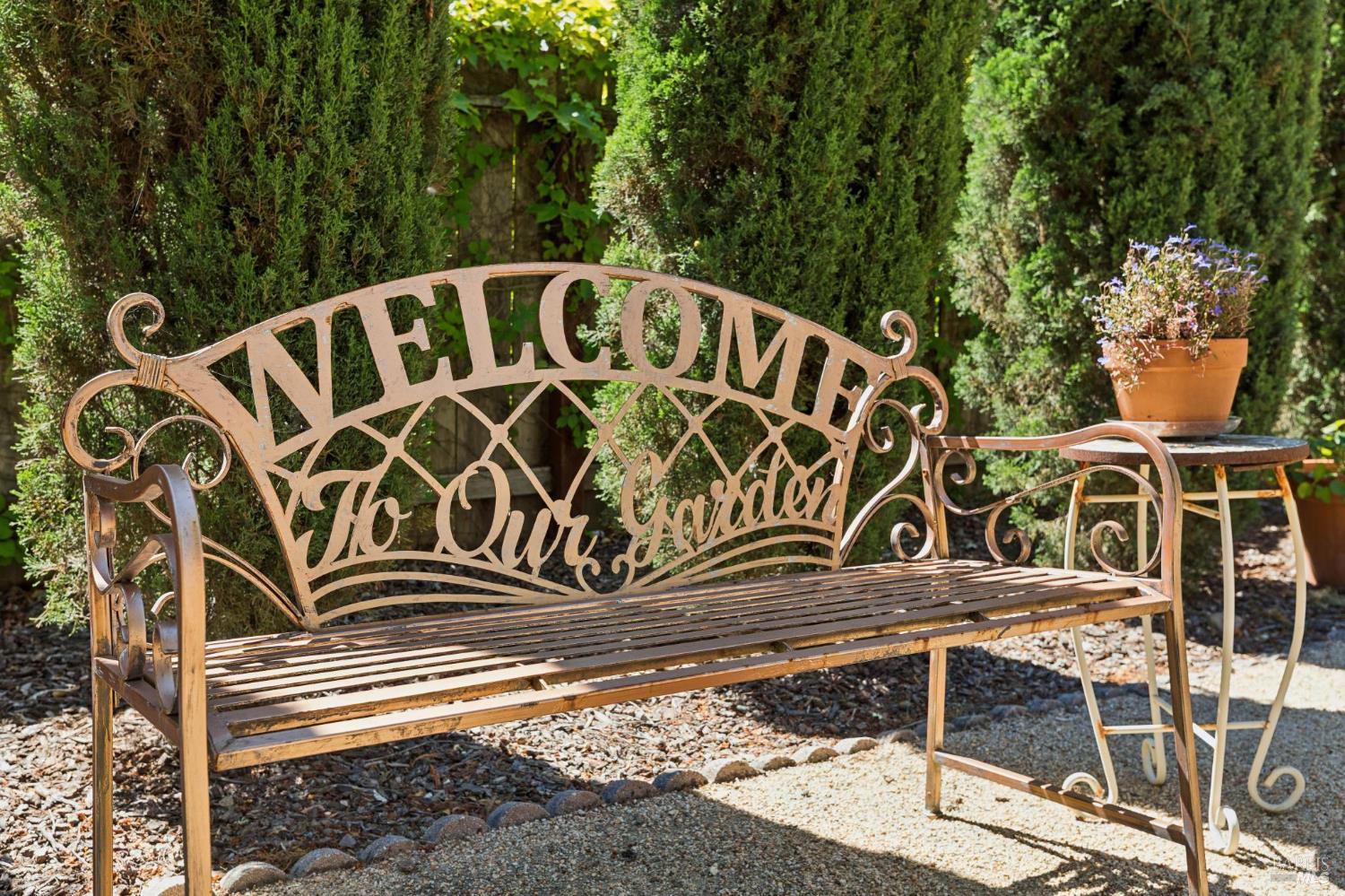 1734 Vineyard Avenue St. Helena CA 94574