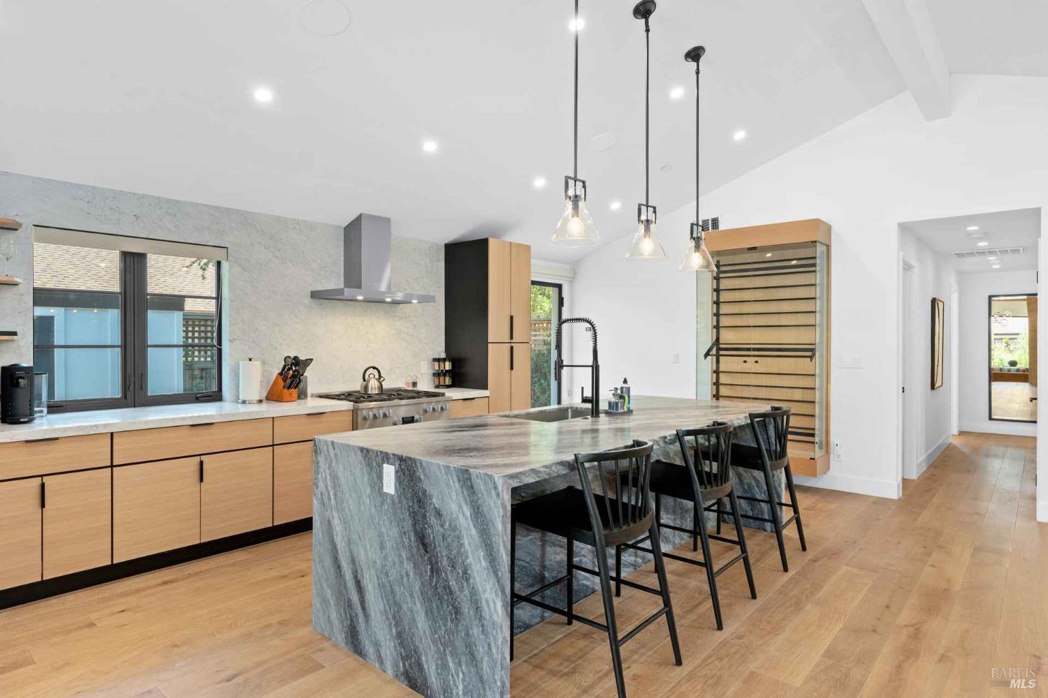 1629 Hillview Place St. Helena CA 94574
