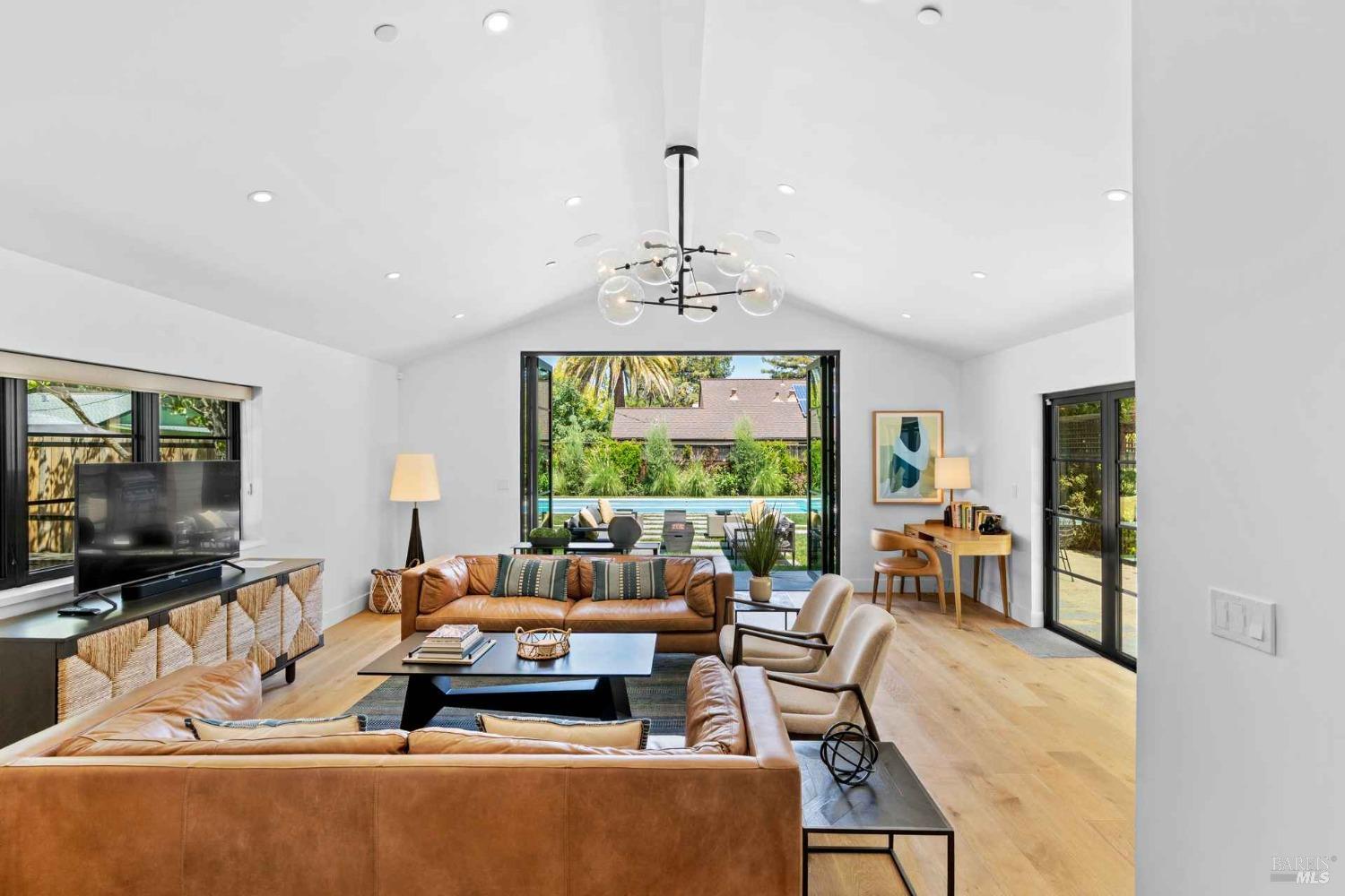 1629 Hillview Place St. Helena CA 94574
