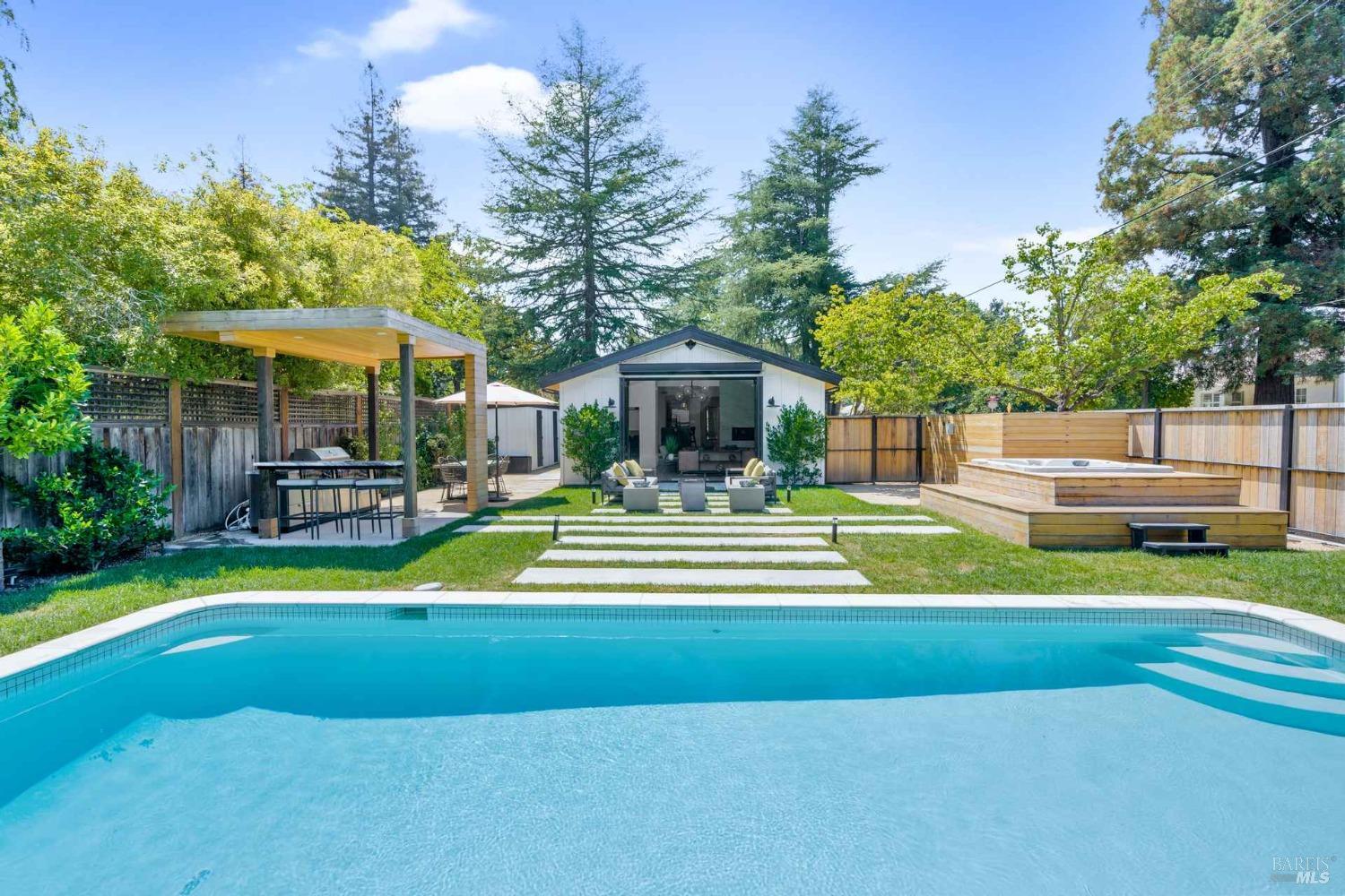 1629 Hillview Place St. Helena CA 94574