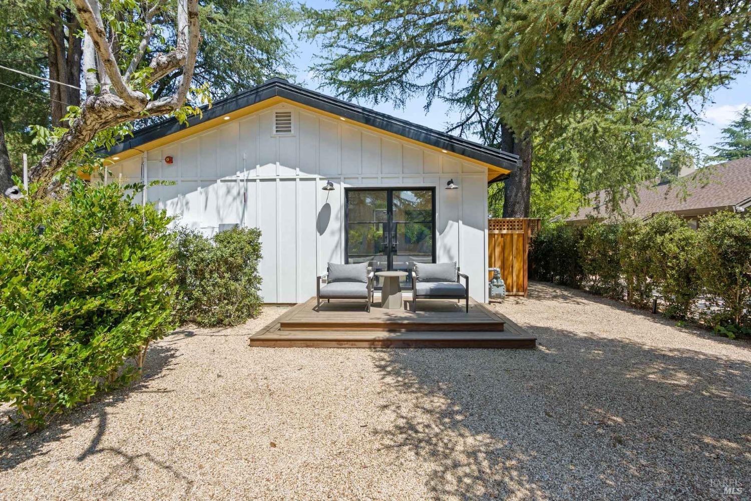 1629 Hillview Place St. Helena CA 94574
