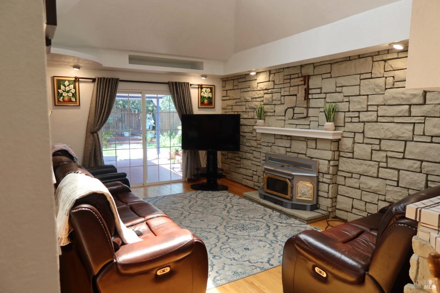 303 Dahlia Street Fairfield CA 94533