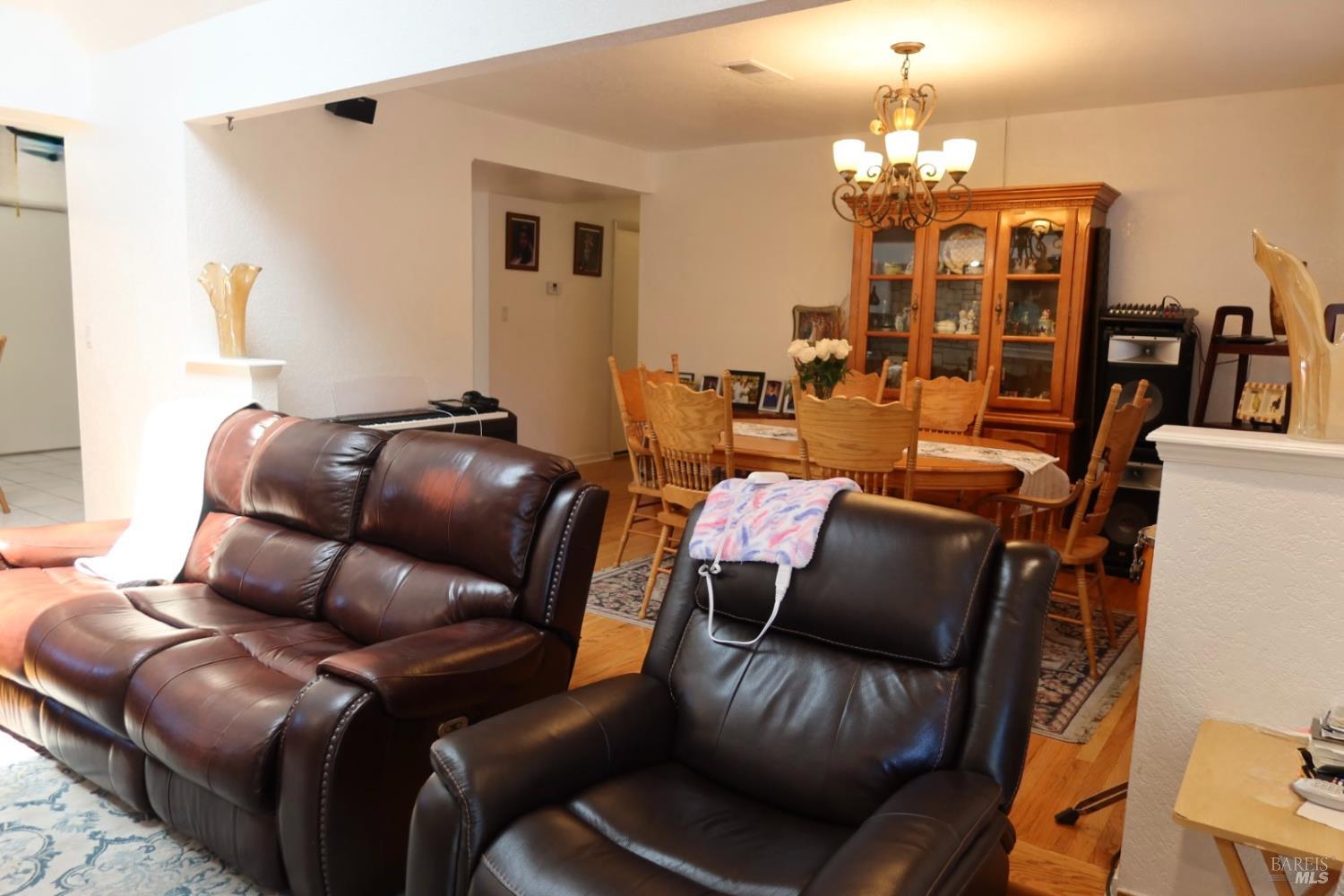303 Dahlia Street Fairfield CA 94533