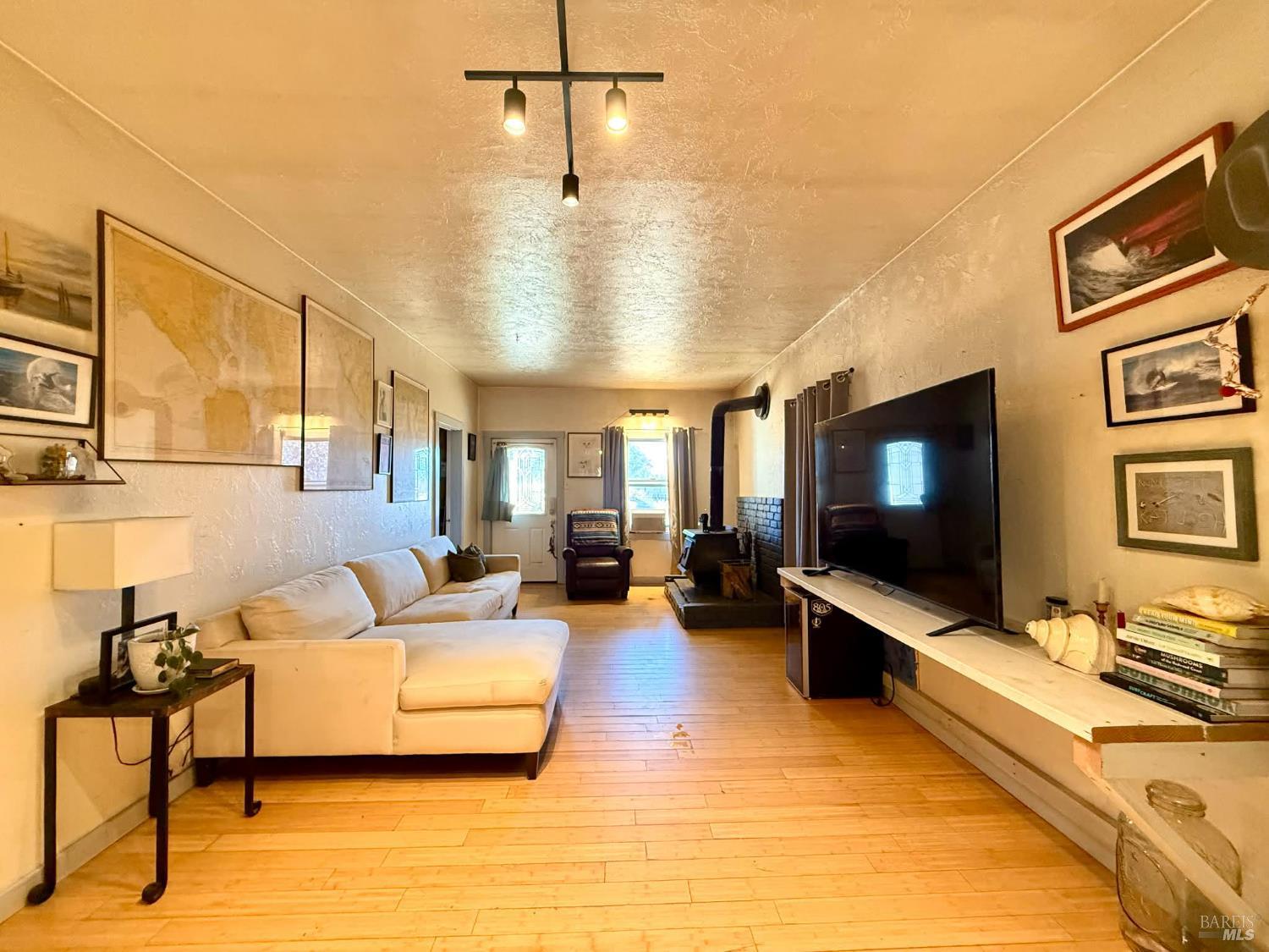 76724 Henderson Lane Covelo CA 95428