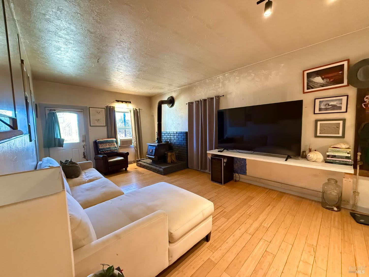 76724 Henderson Lane Covelo CA 95428