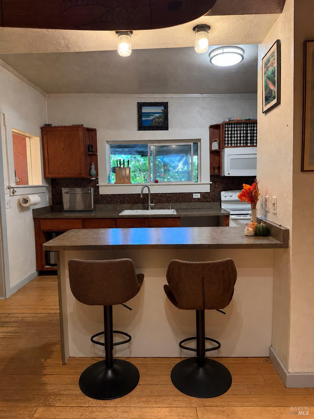 76724 Henderson Lane Covelo CA 95428