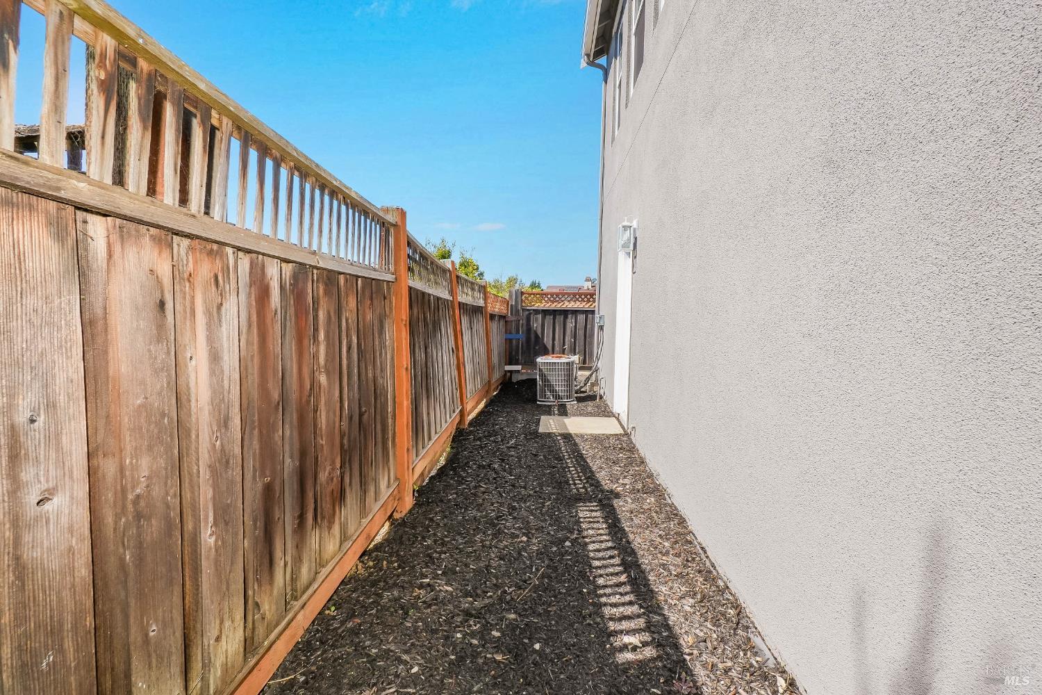 4244 Rose Arbor Way Vallejo CA 94591