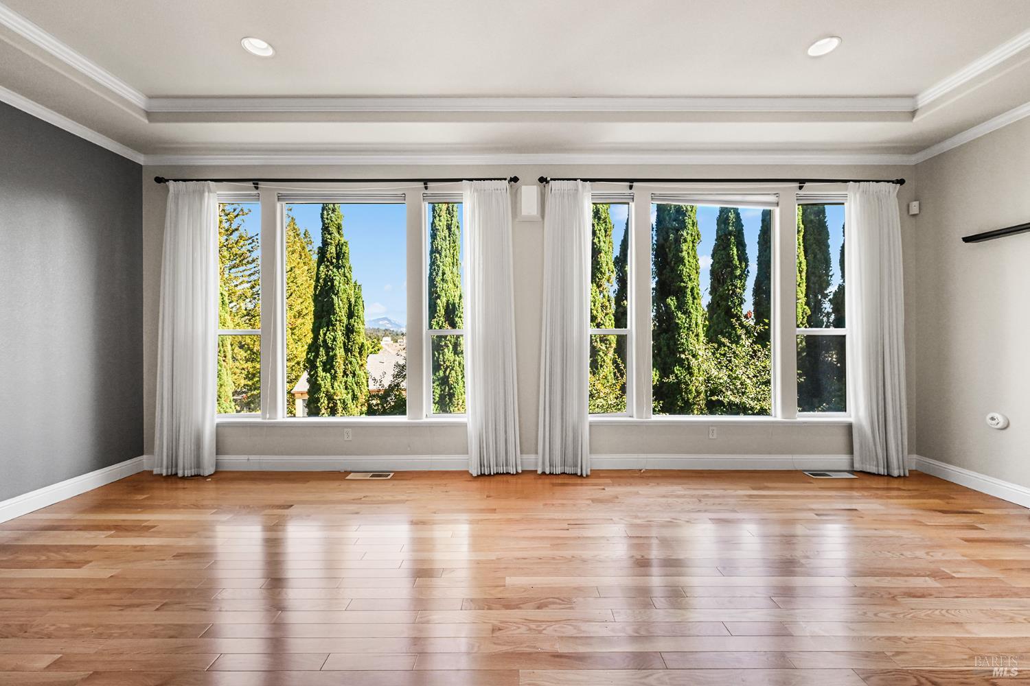 1972 Fountainview Circle Santa Rosa CA 95403
