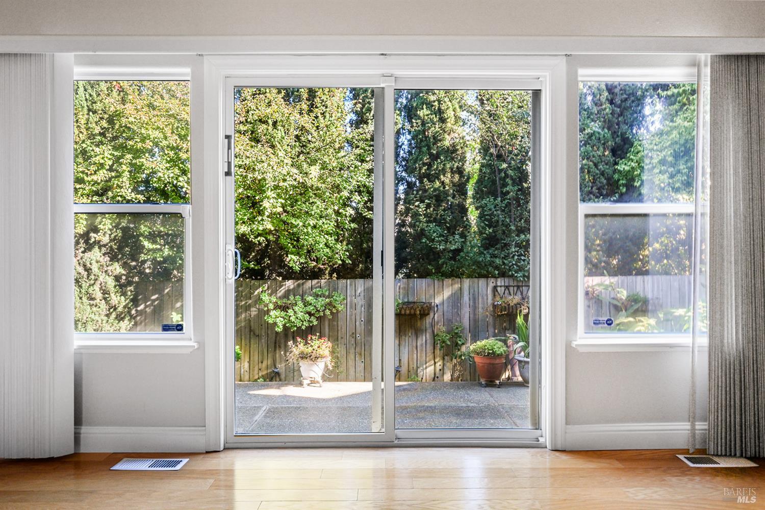 1972 Fountainview Circle Santa Rosa CA 95403