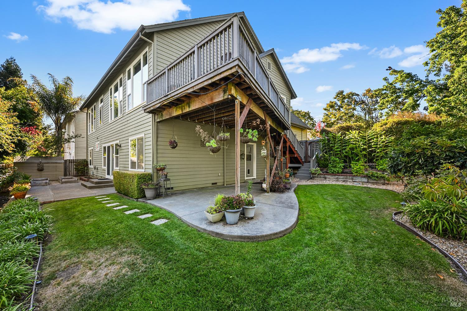 1972 Fountainview Circle Santa Rosa CA 95403