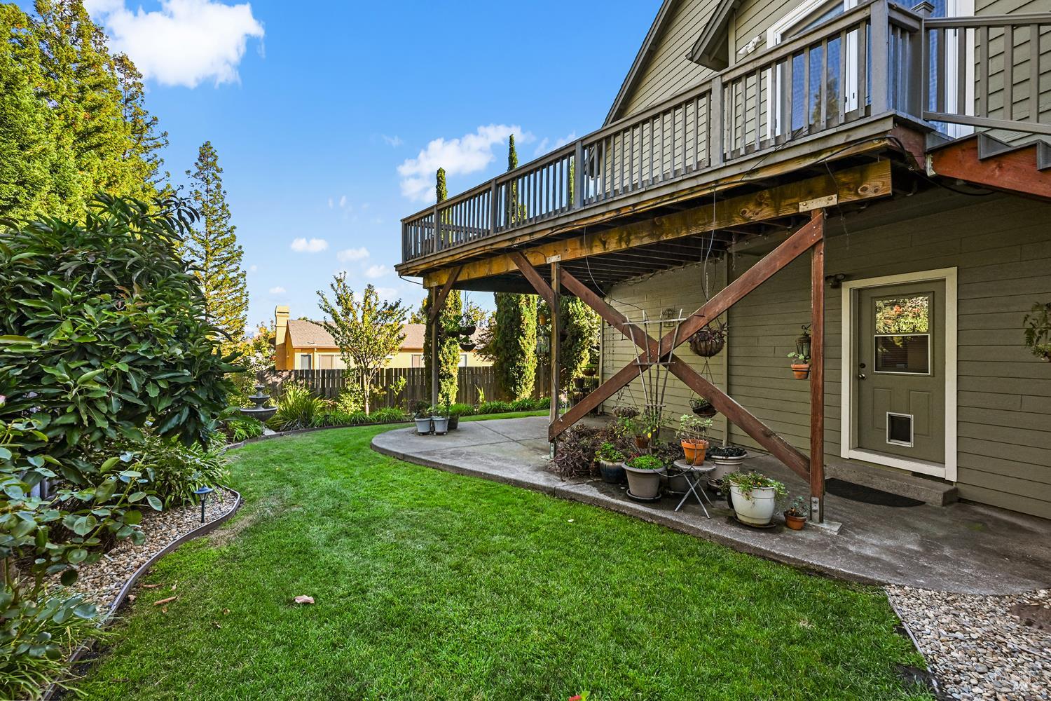 1972 Fountainview Circle Santa Rosa CA 95403