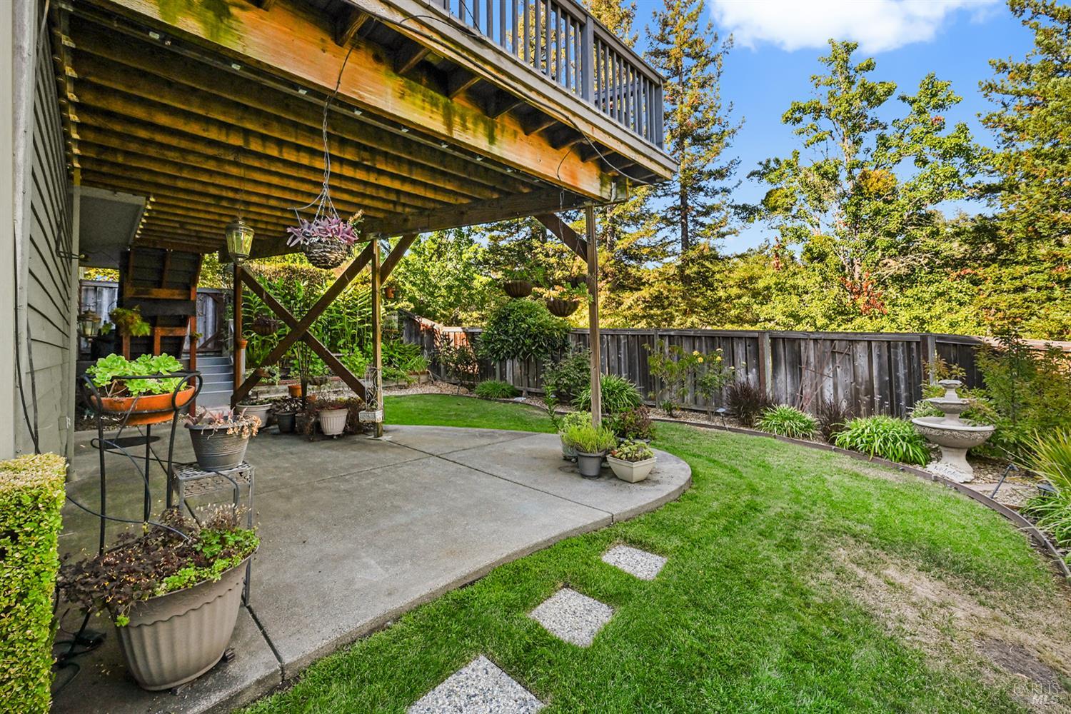 1972 Fountainview Circle Santa Rosa CA 95403