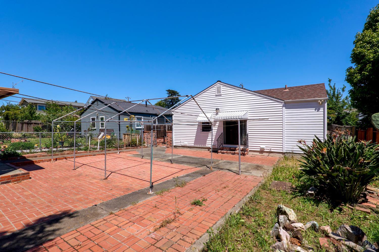 109 Starr Avenue Vallejo CA 94590