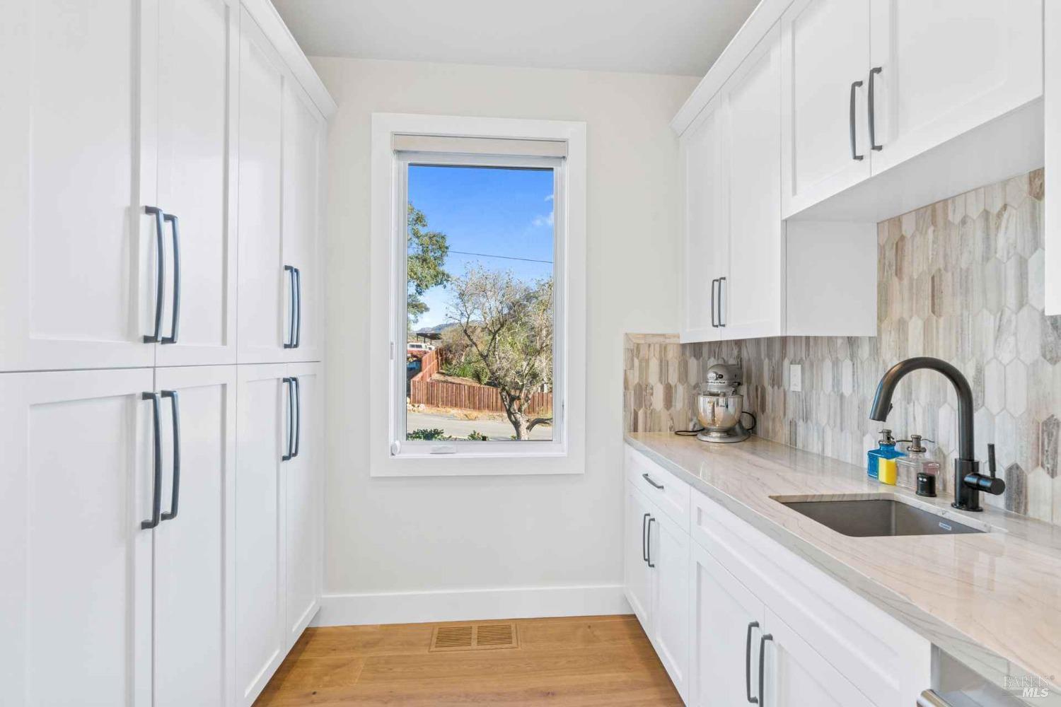 1040 Loma Vista Drive Napa CA 94558