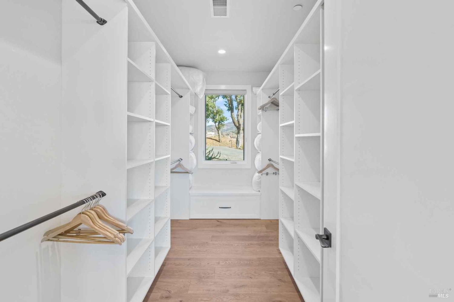 1040 Loma Vista Drive Napa CA 94558