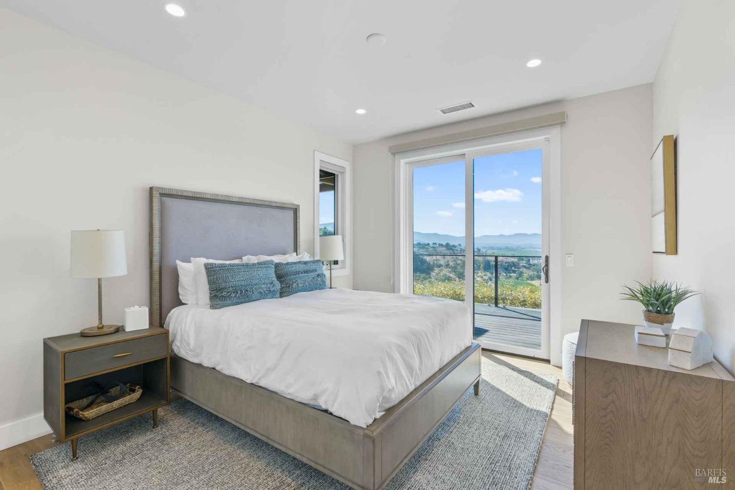 1040 Loma Vista Drive Napa CA 94558