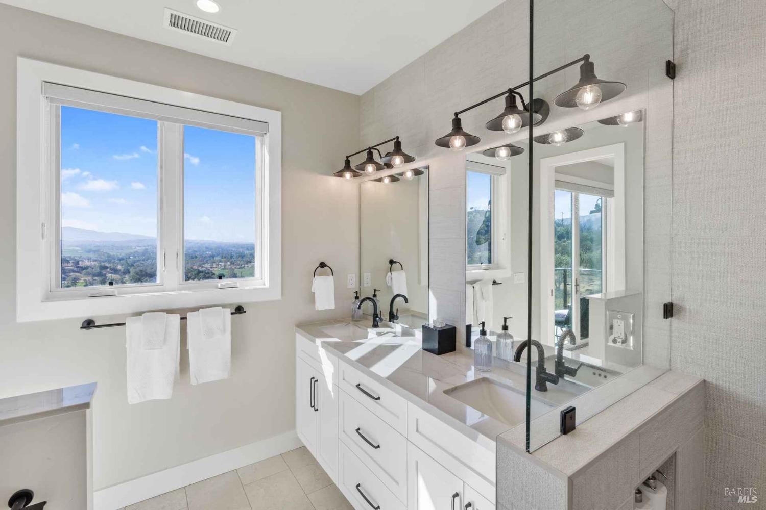 1040 Loma Vista Drive Napa CA 94558