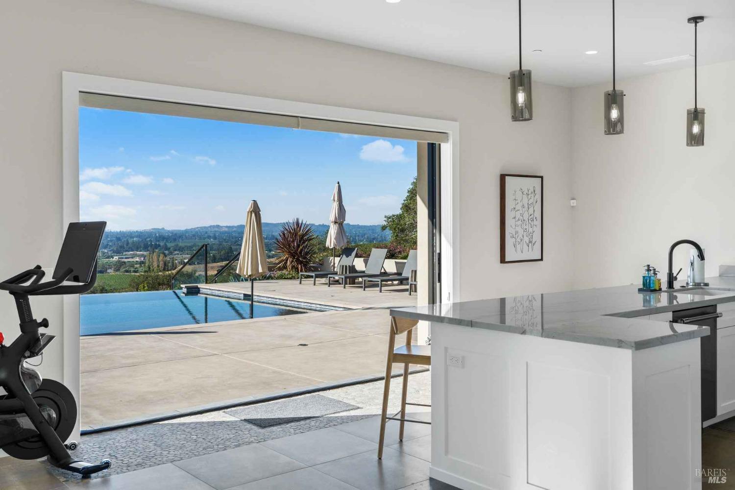 1040 Loma Vista Drive Napa CA 94558