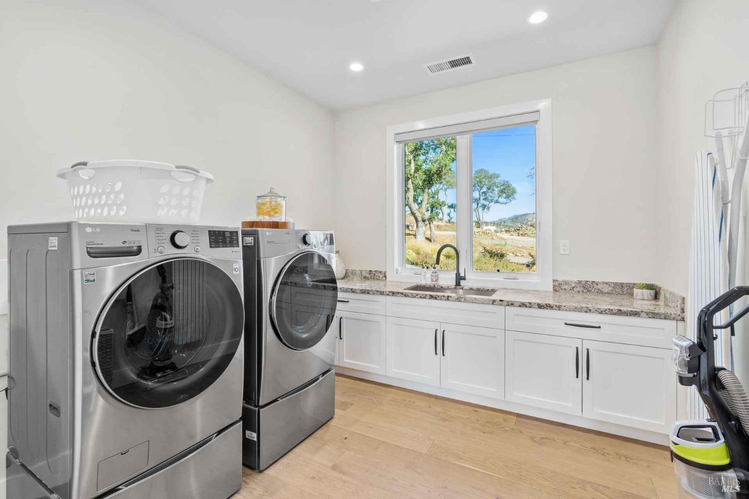 1040 Loma Vista Drive Napa CA 94558