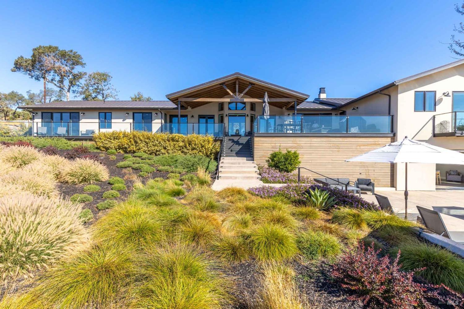 1040 Loma Vista Drive Napa CA 94558