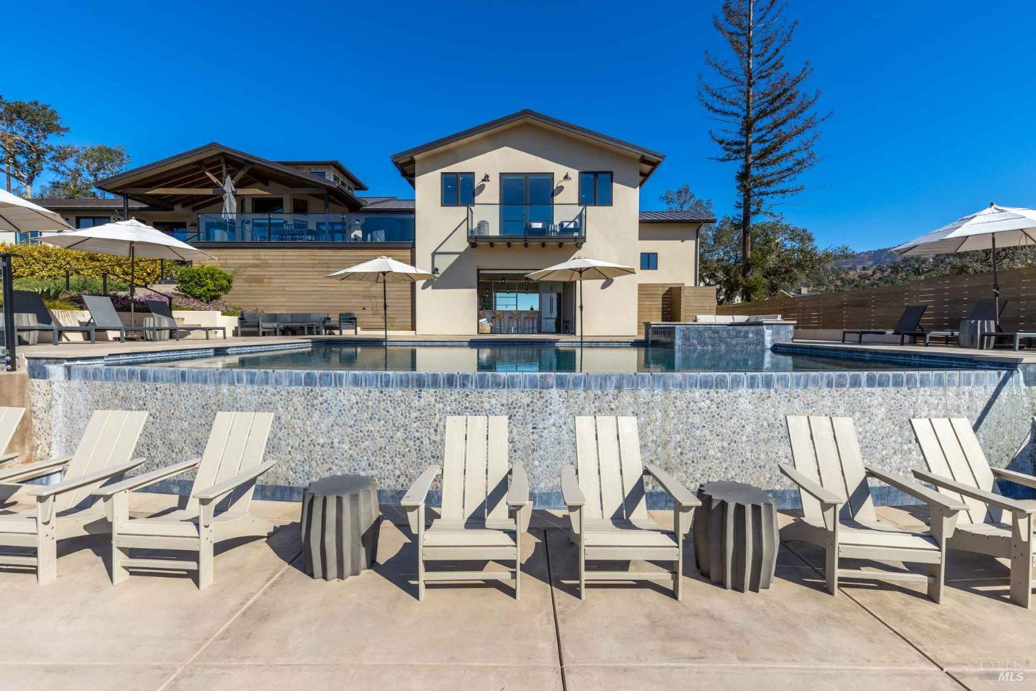 1040 Loma Vista Drive Napa CA 94558