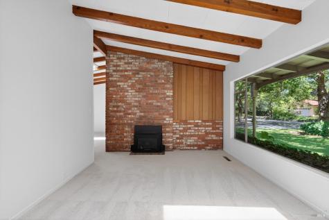 1194 Wild Rose Drive Santa Rosa CA 95401