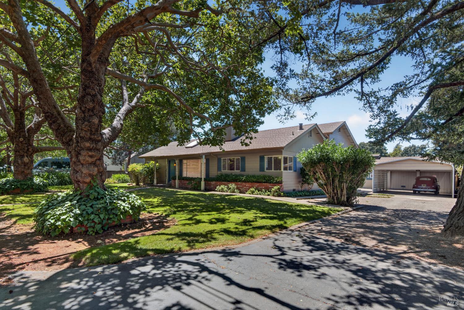 1194 Wild Rose Drive Santa Rosa CA 95401